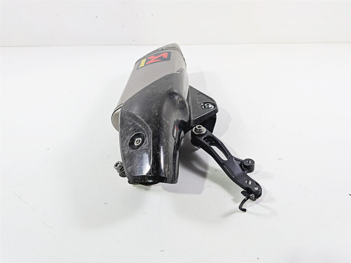 2023 Yamaha MT10 MTN1000 Akrapovic Slip On Exhaust Pipe Muffler S-Y10SO20-HAPLT {{ shop.shopifyCountryName }} - Mototech271