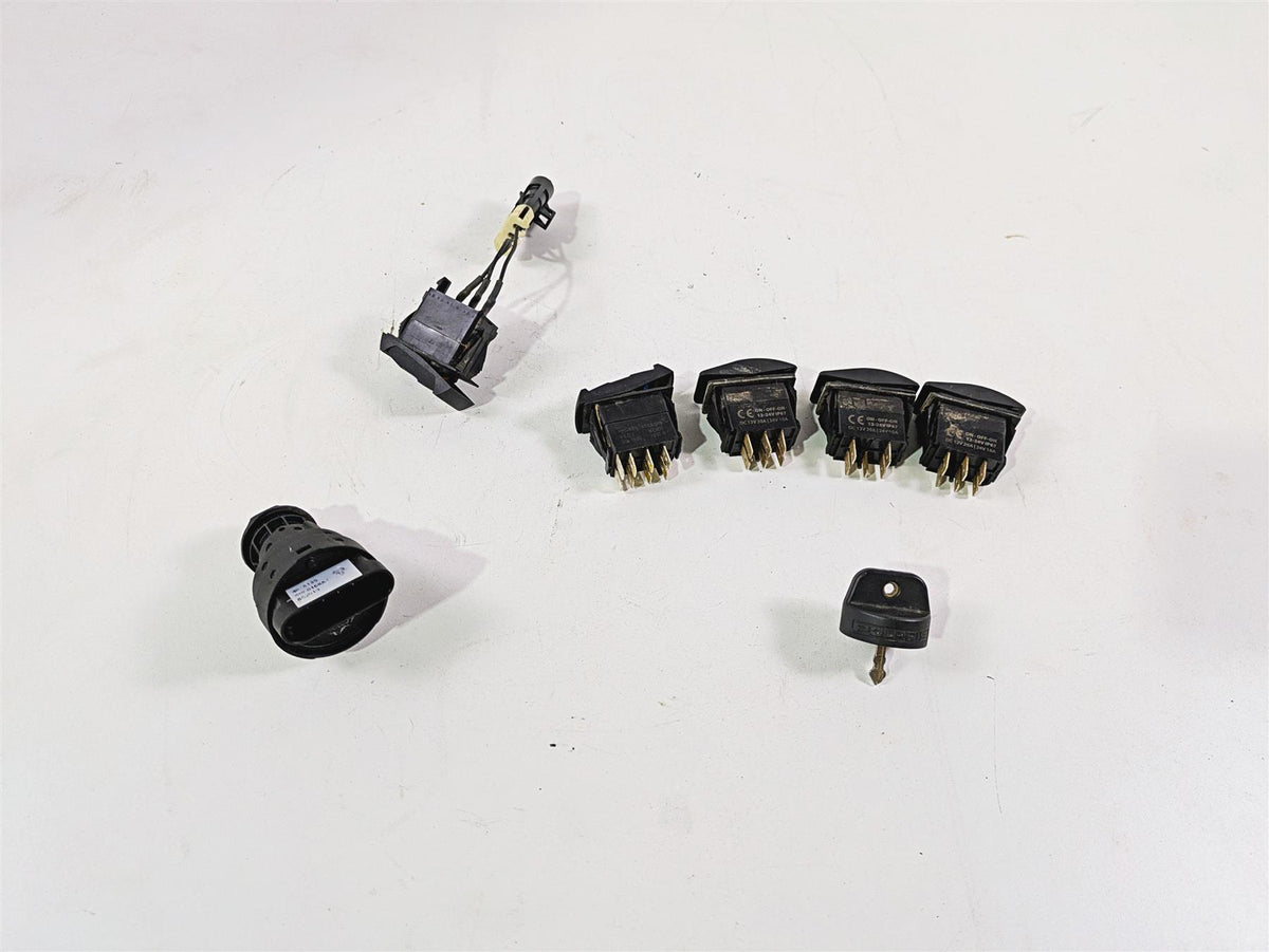 2019 Polaris RZR XP 1000 Highlifter Ignition Awd Lights Switch Set + Key 4016058 {{ shop.shopifyCountryName }} - Mototech271