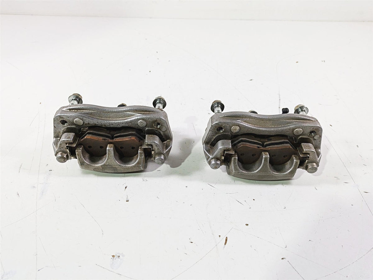 2022 Yamaha YXZ1000 R Rear Brake Caliper Set B5H-2580V-01-00 B5H-2580W-01-00 {{ shop.shopifyCountryName }} - Mototech271