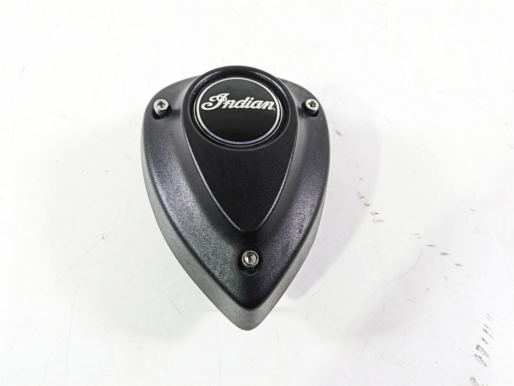 2018 Indian Chieftain Dark Horse Ignition Coil Cover & Mount 5633897 {{ shop.shopifyCountryName }} - Mototech271