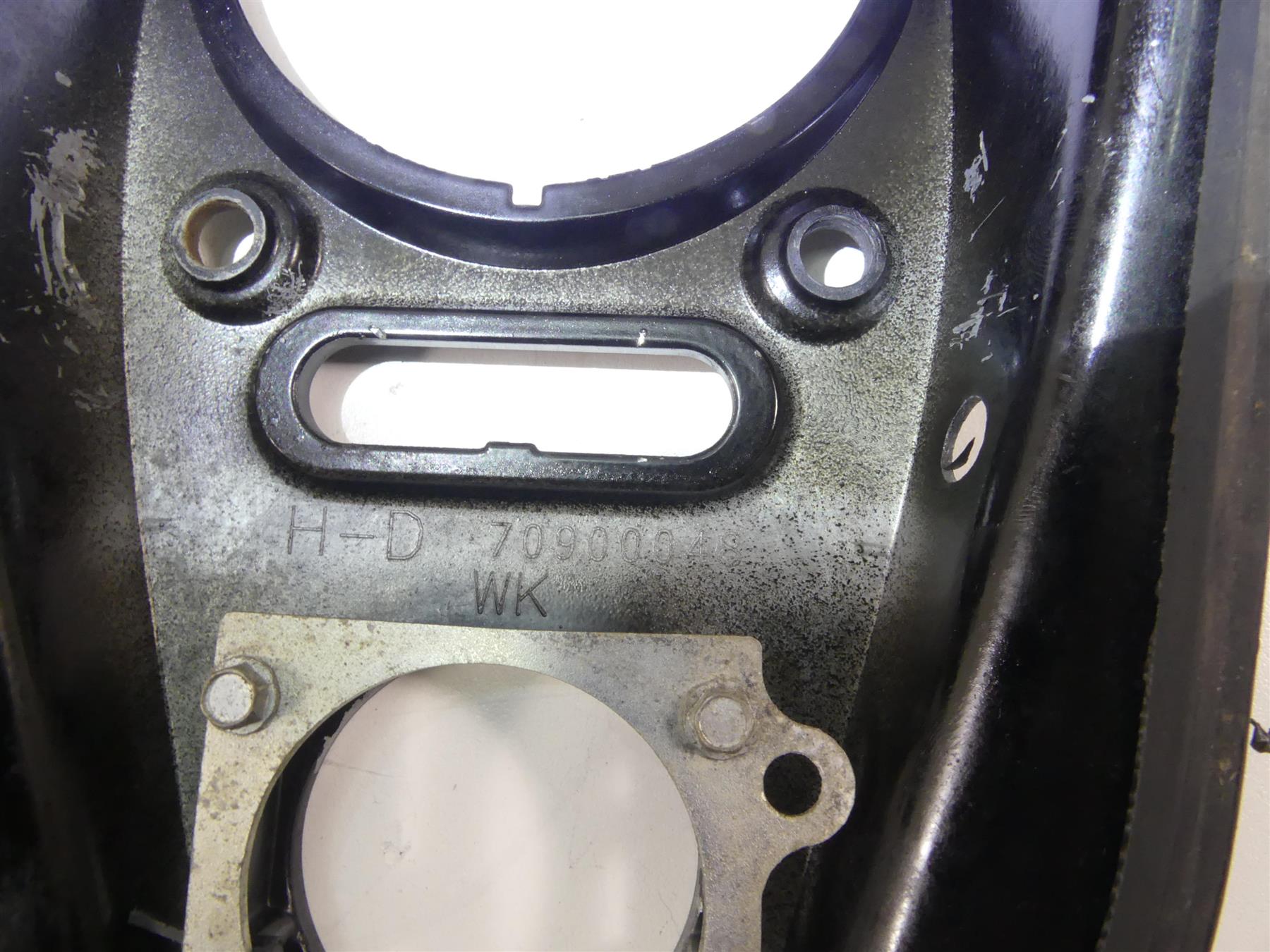 2011 Harley FXDWG Dyna Wide Glide Fuel Tank Dash Speedo Cover Console 70900048 {{ shop.shopifyCountryName }} - Mototech271