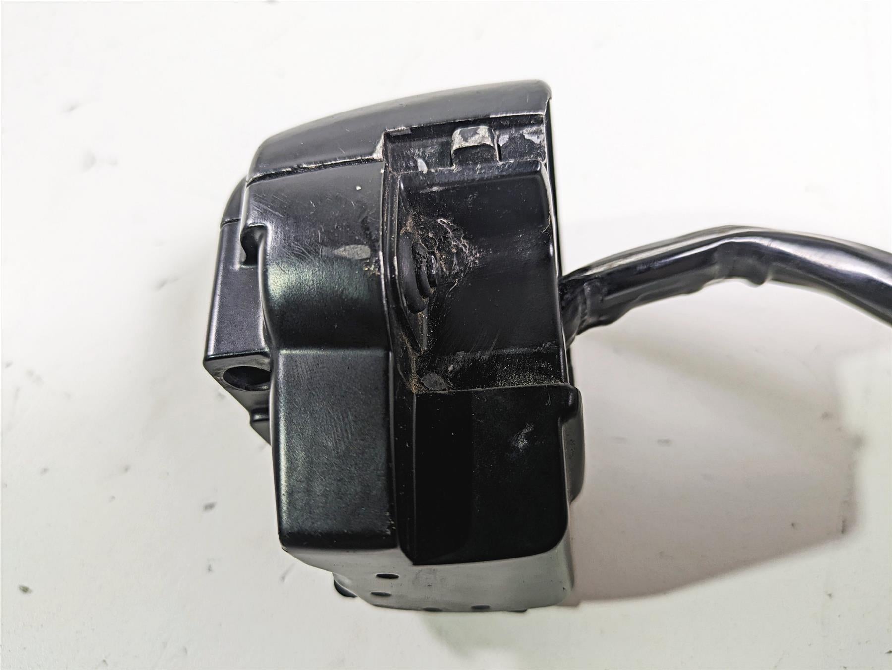 2003 Harley Touring FLHTCUI 100TH E-Glide Right Hand Control Switch 71589-96B {{ shop.shopifyCountryName }} - Mototech271