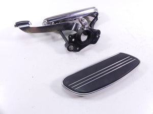 2010 Harley Touring FLHX Street Glide Right Floor Board & Brake Pedal 50518-09