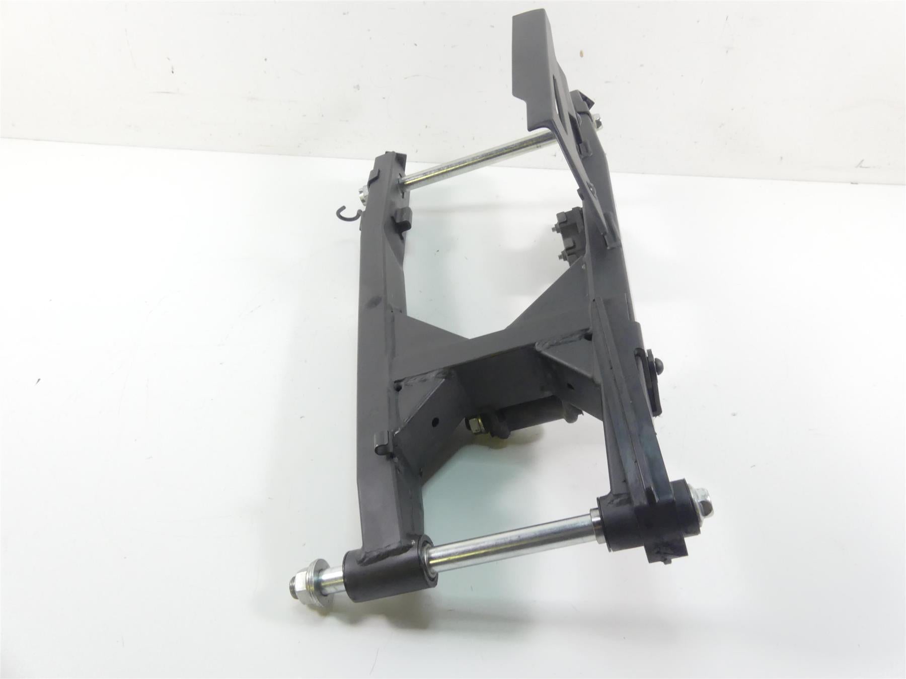 2022 Kawasaki KLR650 KL650 Adv Rear Suspension Swingarm Swing Arm 33001-0733-18R {{ shop.shopifyCountryName }} - Mototech271