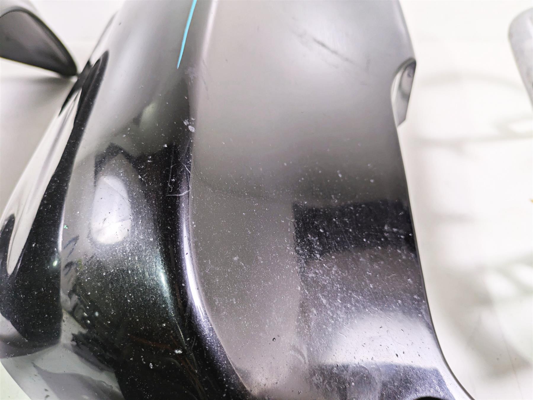 2004 Yamaha XVZ1300 Royal Star Front L+R Leg Fairings & Mounts 4XY-2835J-01-P5 {{ shop.shopifyCountryName }} - Mototech271