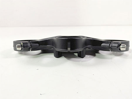2017 Aprilia RSV 1100 Tuono V4 Factory Upper Triple Tree Clamp - Read 2B003976 {{ shop.shopifyCountryName }} - Mototech271