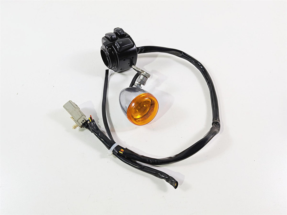 2009 Harley FXCWC Softail Rocker Left Hand Control Switch Turn Signal 71682-06 {{ shop.shopifyCountryName }} - Mototech271
