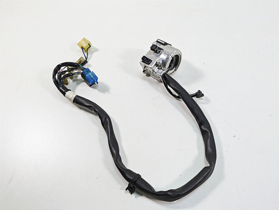 2006 Honda V-Twin VTX1300 R Left Hand Control Switch Blinker 35020-MEA-670 {{ shop.shopifyCountryName }} - Mototech271
