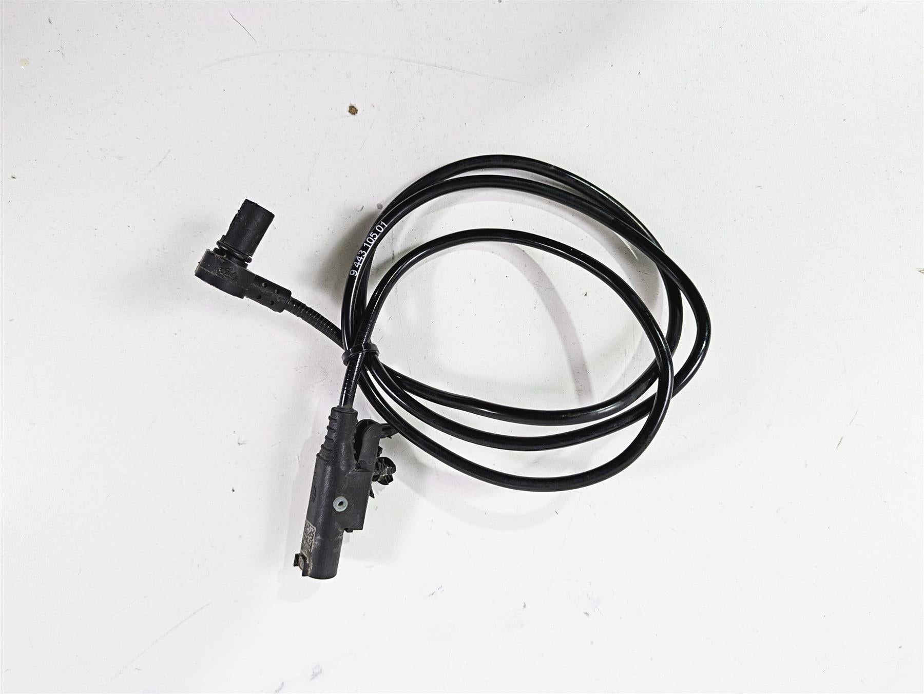 2021 BMW R1250GS K51 Adv Front Abs Brake Wheel Speed Sensor 34529443105 {{ shop.shopifyCountryName }} - Mototech271