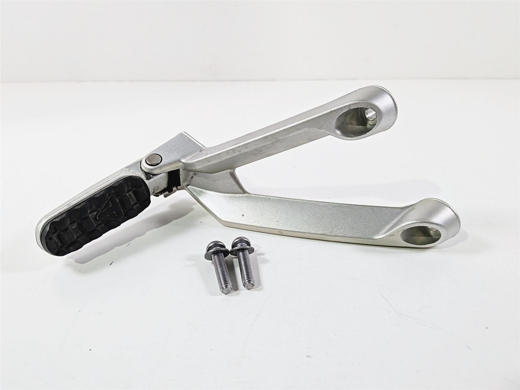 2022 Triumph Tiger 900 GT Pro Left Rear Passenger Foot Peg T2082284 {{ shop.shopifyCountryName }} - Mototech271