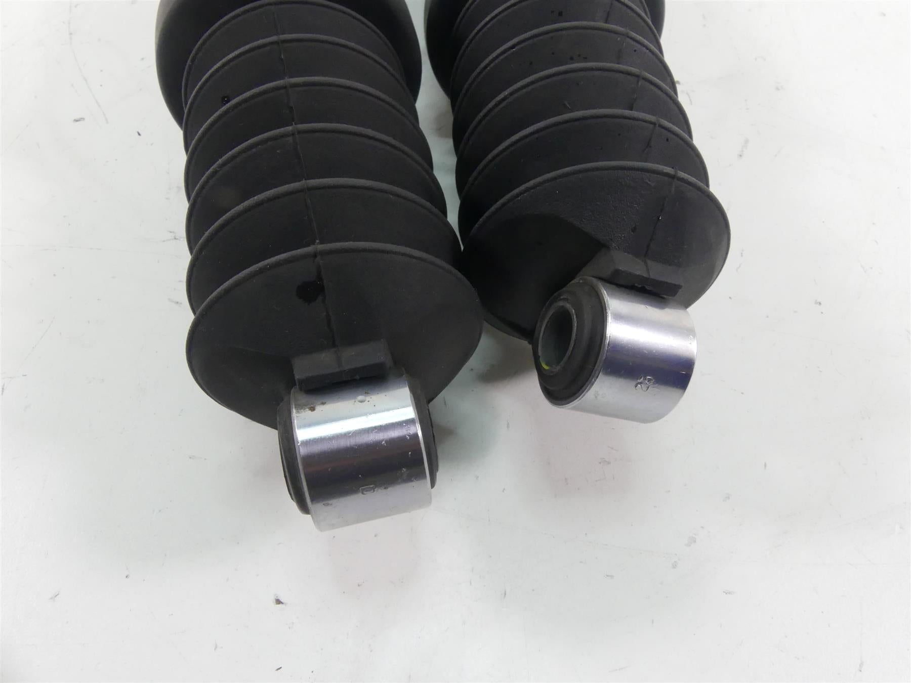 2012 Harley Touring FLHTP Electra Glide Rear Shock Damper Set 13" 54565-09 {{ shop.shopifyCountryName }} - Mototech271