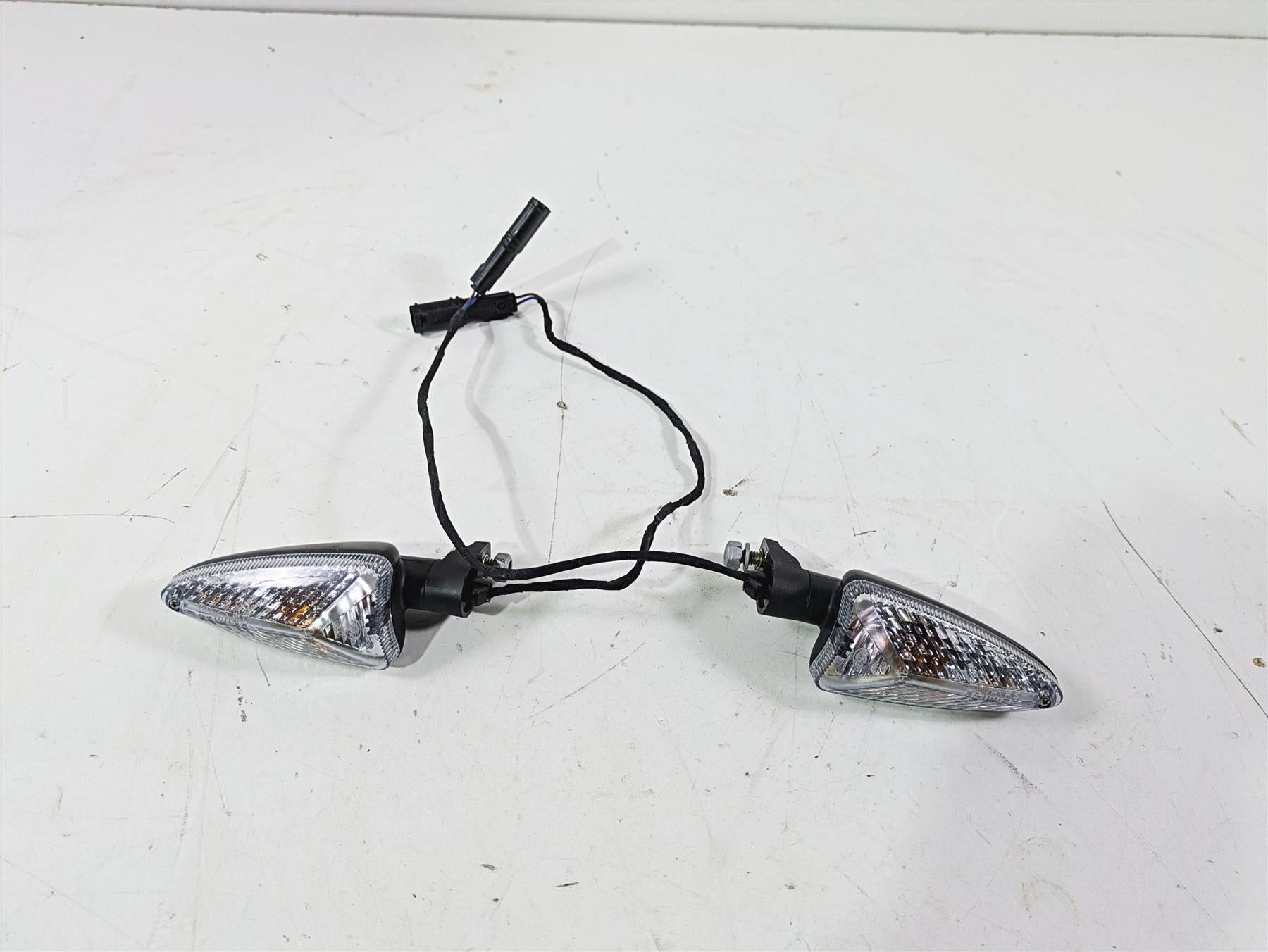2015 BMW R nineT K21 Rear Blinker Turn Signal Set 63138534351 {{ shop.shopifyCountryName }} - Mototech271