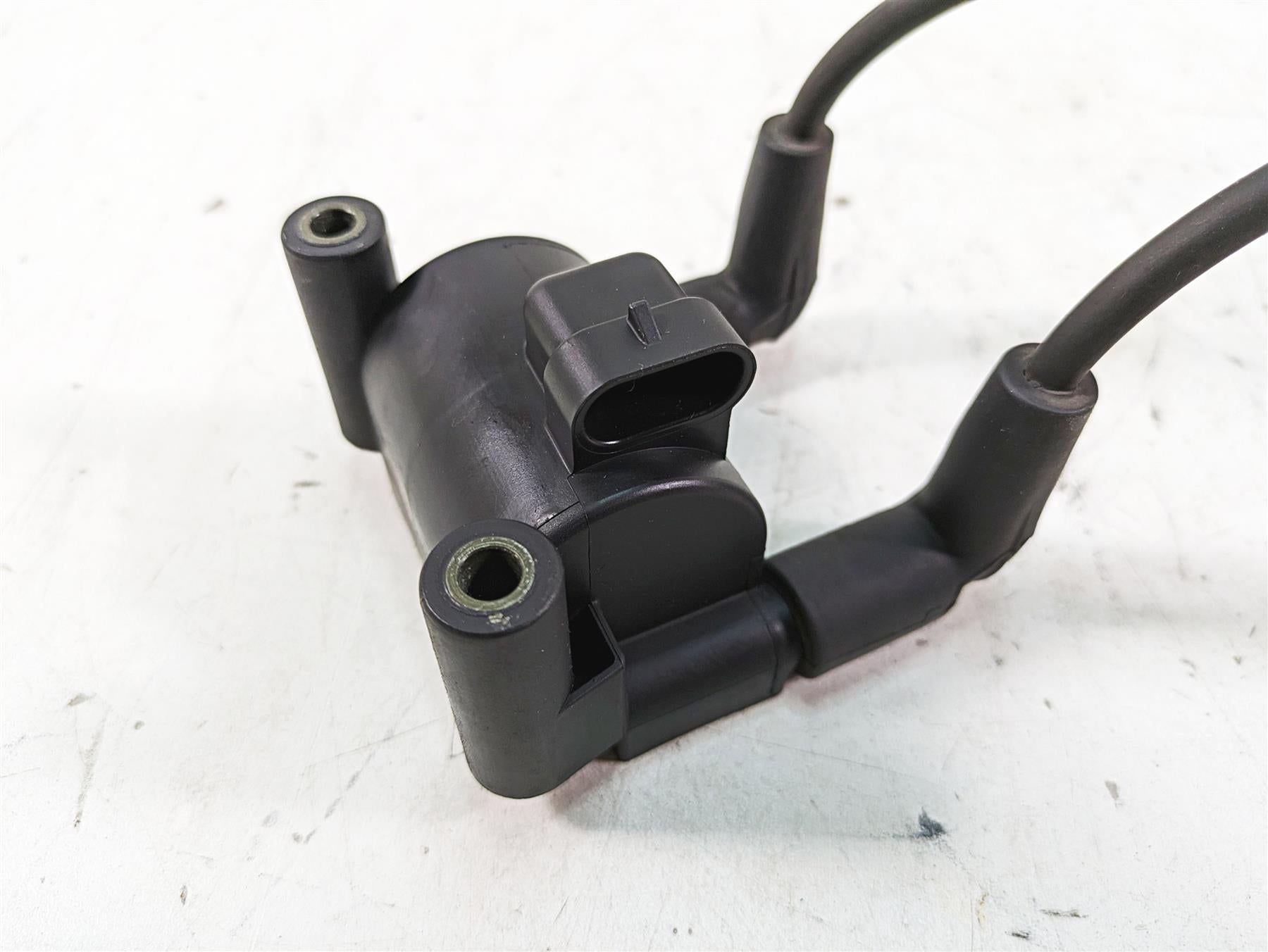 2013 Harley Touring FLHX Street Glide Delphi Ignition Coil Wires Plug 31696-07A {{ shop.shopifyCountryName }} - Mototech271