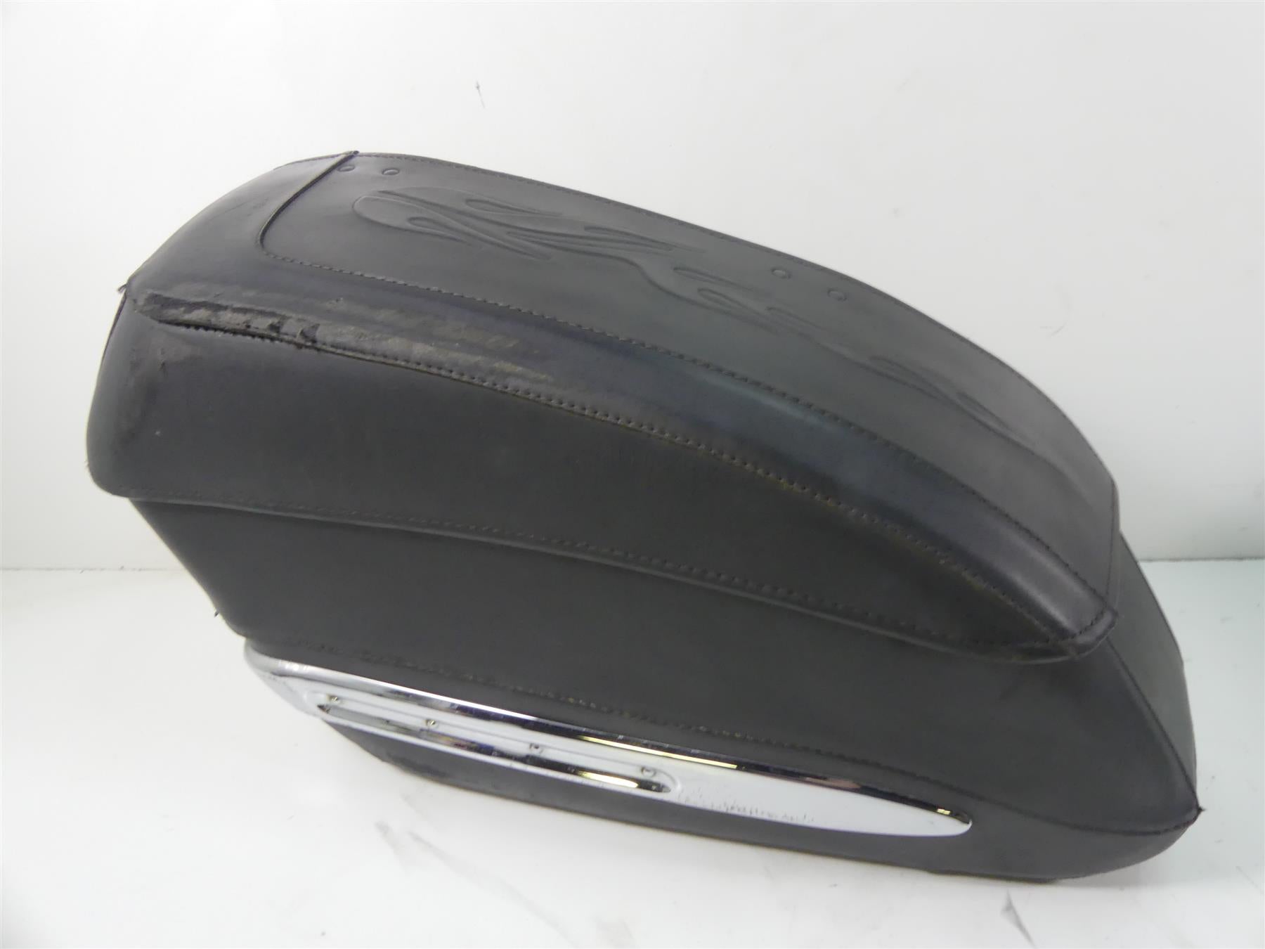 2007 Harley Touring FLHR SE CVO Road King Saddlebag Saddle Bag Set 88221-07 {{ shop.shopifyCountryName }} - Mototech271