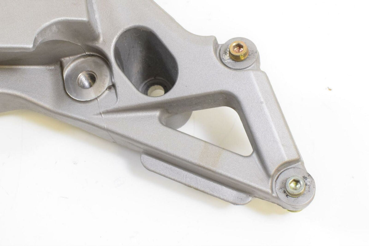 07 MV Agusta Brutale B4 910R 910 R Right Frame Mount Support Bracket 80A097900 {{ shop.shopifyCountryName }} - Mototech271