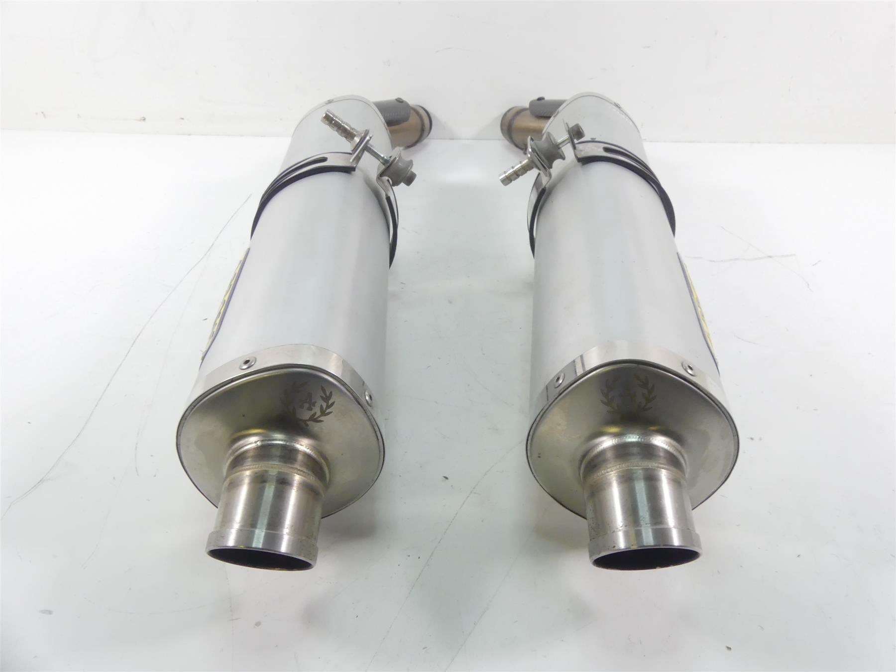 2004 Aprilia RSV1000 R Mille Arrow Exhaust Slip-On Pipe Muffler 71677AON {{ shop.shopifyCountryName }} - Mototech271