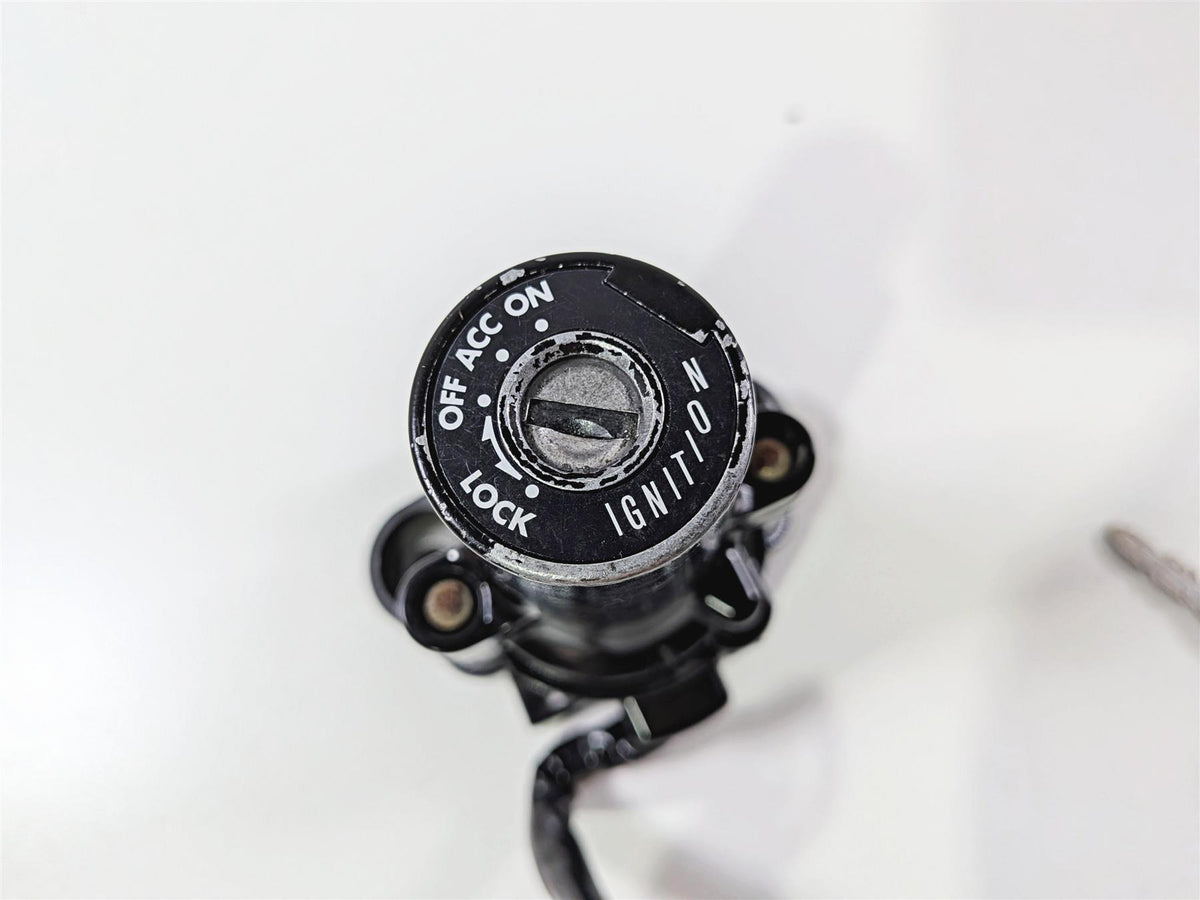 2006 Yamaha XVZ1300 Royal Star Ignition Switch Key Gas Cap Lock Set 1D6-82501-00-00 {{ shop.shopifyCountryName }} - Mototech271