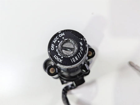 2006 Yamaha XVZ1300 Royal Star Ignition Switch Key Gas Cap Lock Set 1D6-82501-00-00 {{ shop.shopifyCountryName }} - Mototech271