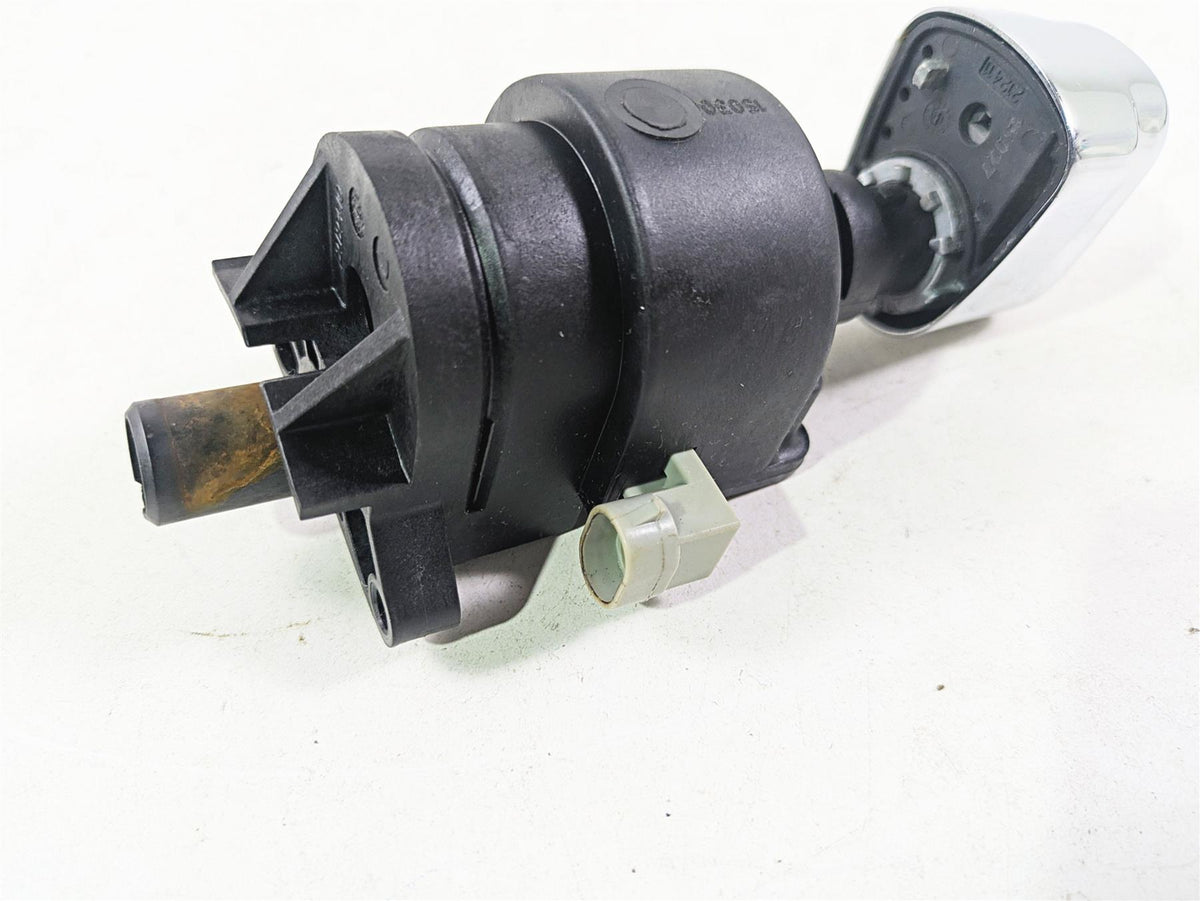 2015 Harley Touring FLHTKL Electra Glide Ignition Switch - Vin 71400012B {{ shop.shopifyCountryName }} - Mototech271