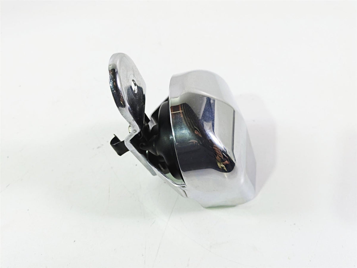 2011 Harley Touring FLHTCUSE CVO E-Glide Horn & Chrome Cover 61300478A 69060-90H {{ shop.shopifyCountryName }} - Mototech271