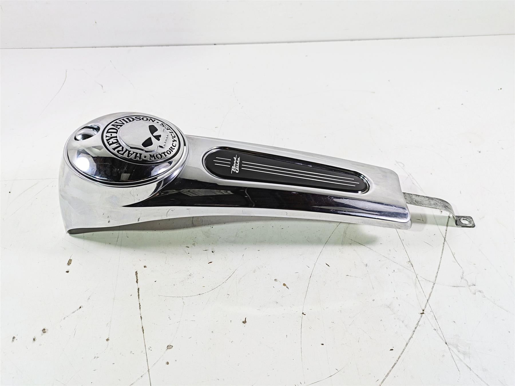 2016 Harley Touring FLTRX Road Glide Fuel Gas Petrol Tank Console 69214-08 {{ shop.shopifyCountryName }} - Mototech271
