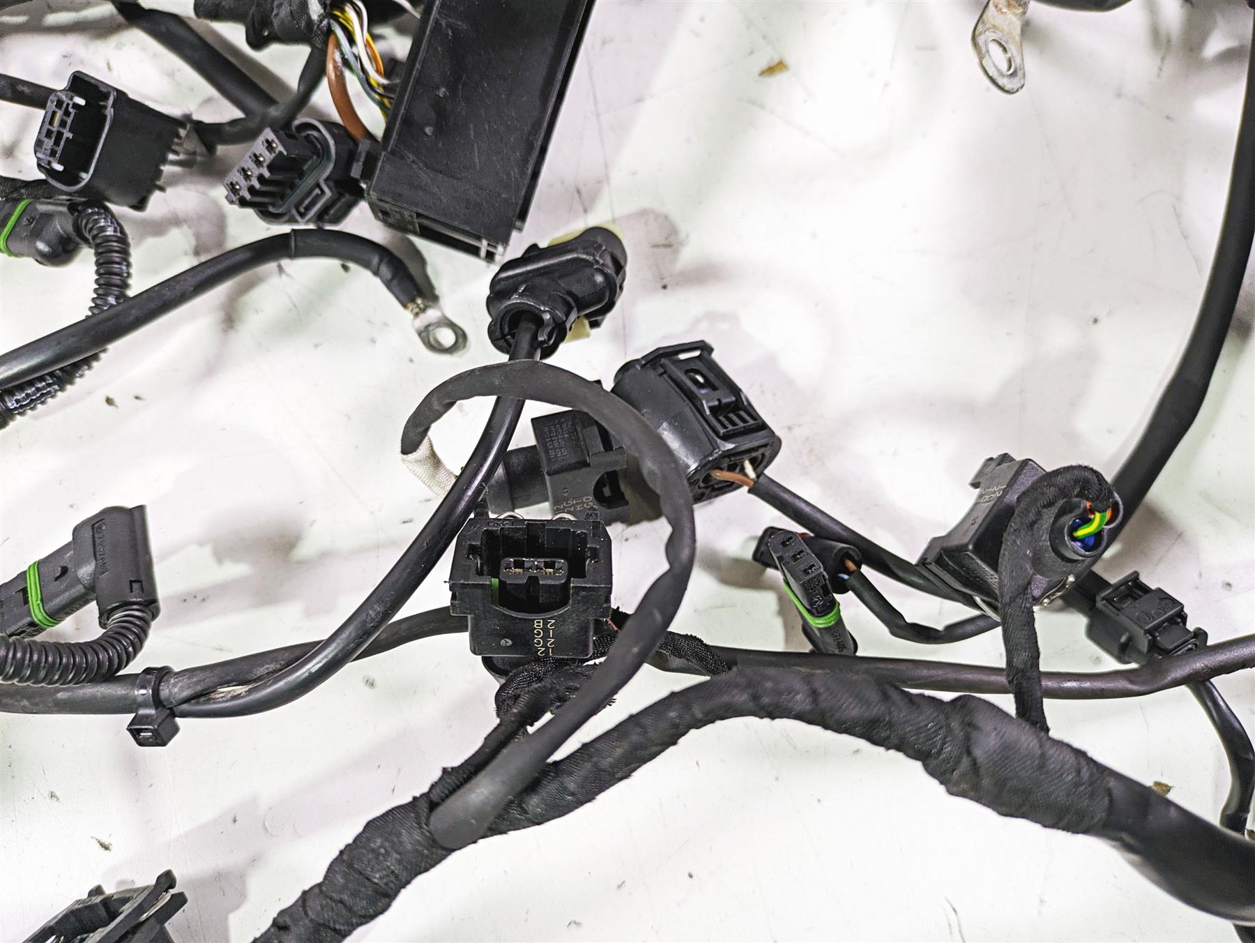 2017 BMW S1000R K47 Main & Engine Ddc Wiring Harness - Read 61118355087 {{ shop.shopifyCountryName }} - Mototech271