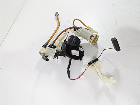 2010 Harley Touring FLHX Street Glide Fuel Gas Petrol Pump -Tested 75089-08B {{ shop.shopifyCountryName }} - Mototech271