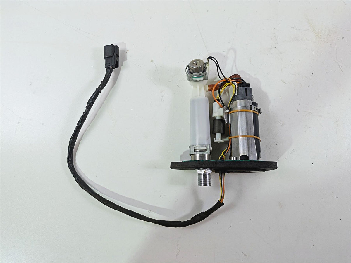 2009 Harley XR1200 Sportster Fuel Gas Petrol Pump 75268-07D {{ shop.shopifyCountryName }} - Mototech271