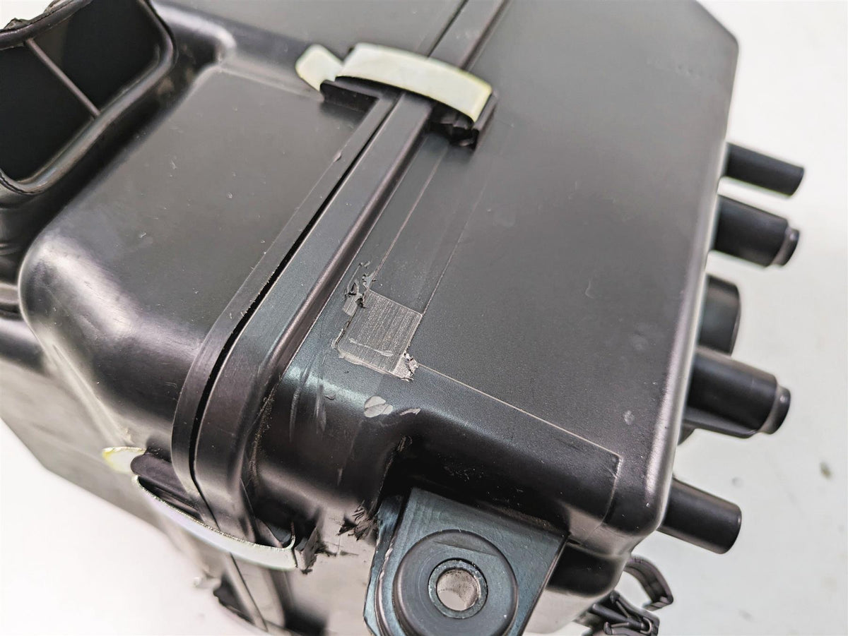 2020 Moto Guzzi V85 TT Adventure Air Box Cleaner Breather Filter 2B004460 {{ shop.shopifyCountryName }} - Mototech271
