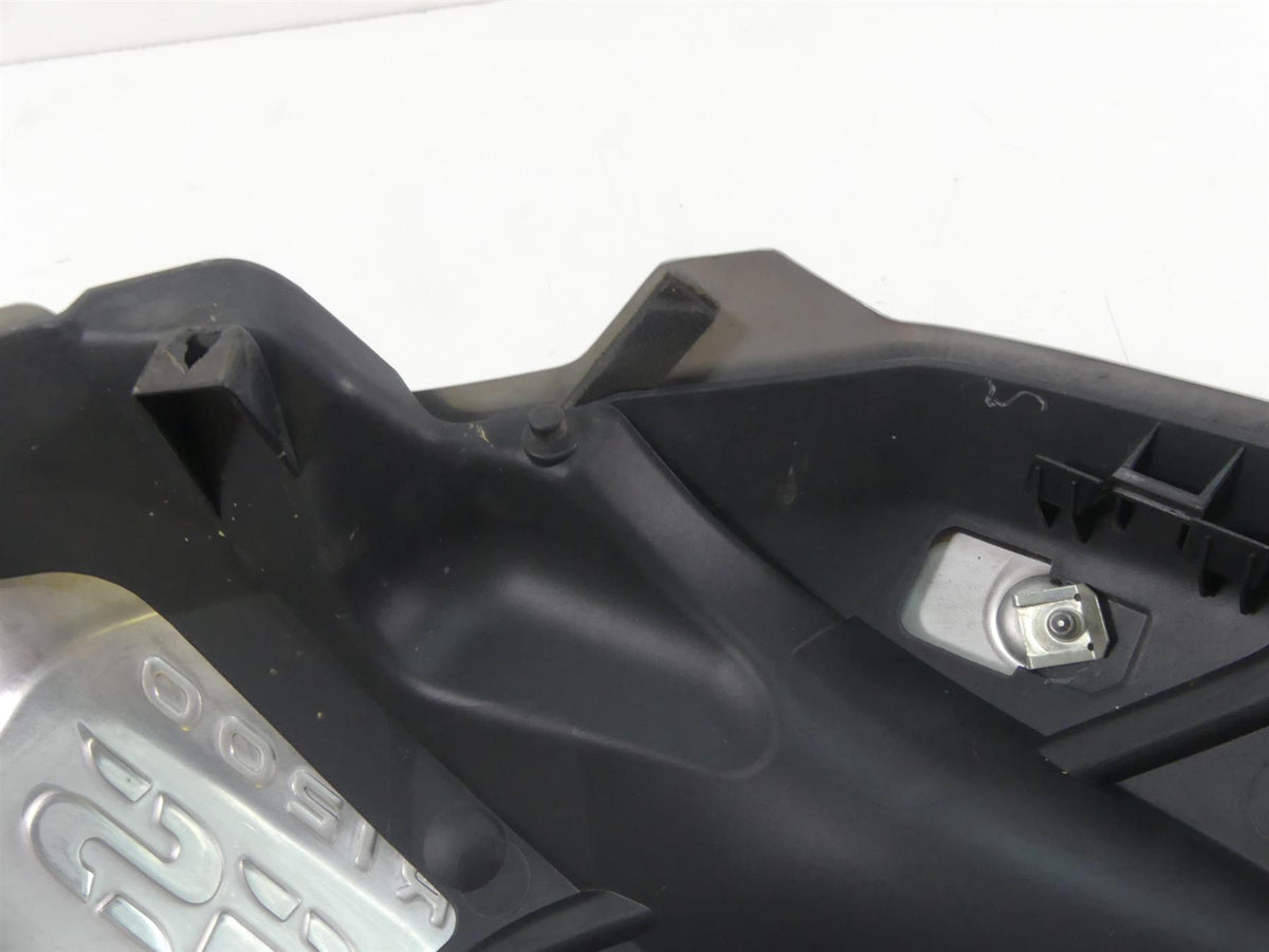 2009 BMW R1200GS K25 Fuel Gas Petrol Tank Right Side Cover Fairing 46637700876 {{ shop.shopifyCountryName }} - Mototech271
