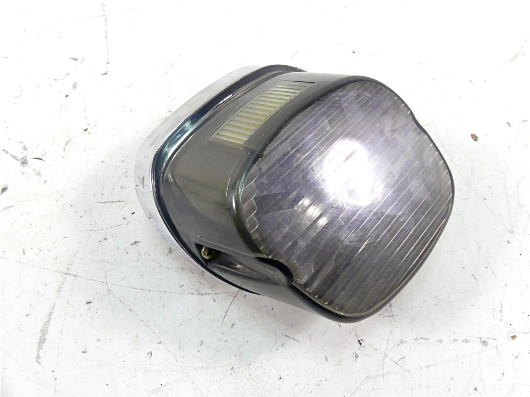 2002 Harley Touring FLHTC Electra Glide Taillight Tail Light Lamp 68140-04 {{ shop.shopifyCountryName }} - Mototech271