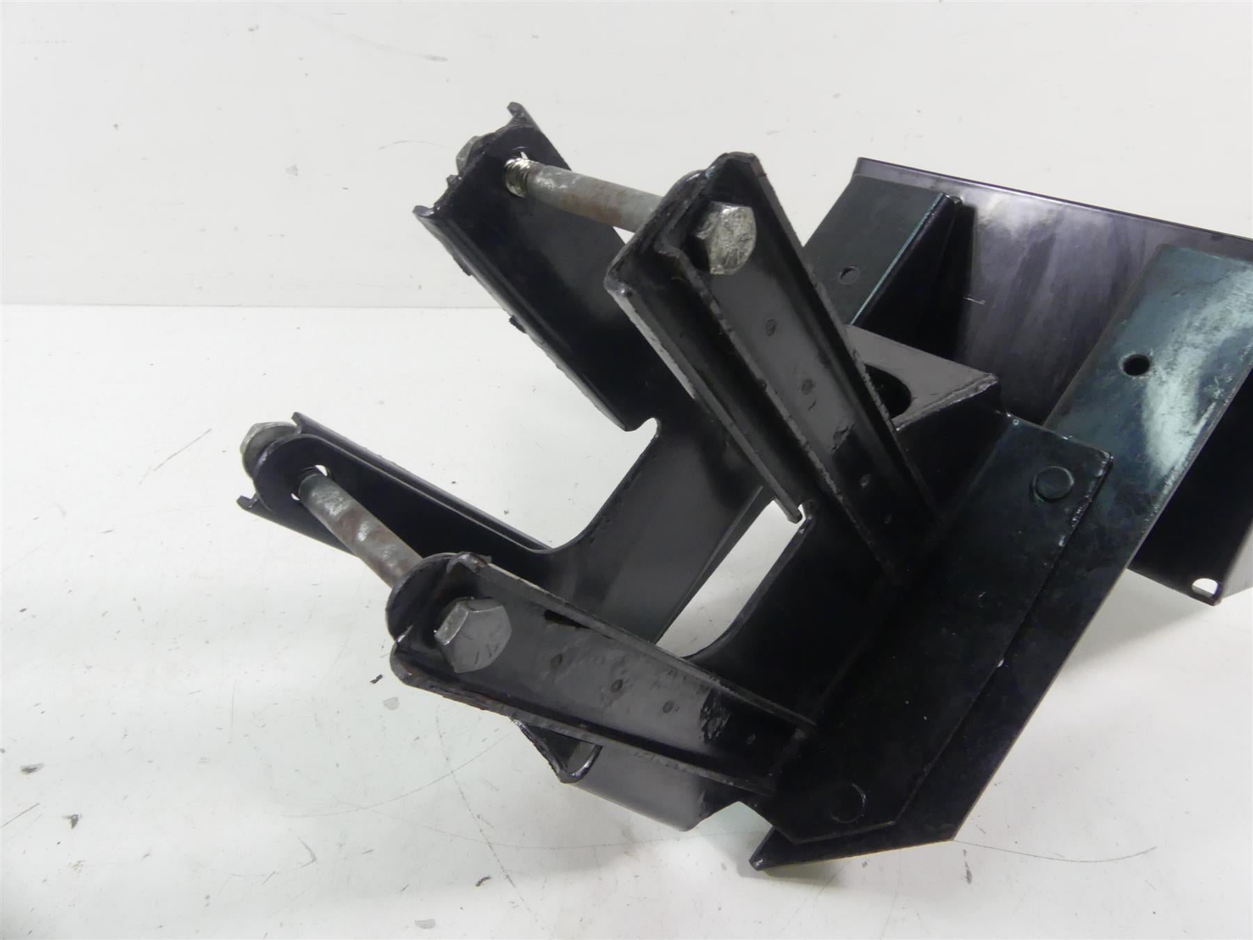 2011 Harley Touring FLTRX Road Glide Front Fairing Mount Bracket Stay 58530-10 {{ shop.shopifyCountryName }} - Mototech271