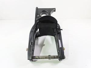 2014 Yamaha YZFR1 R1 RN22 Rear Swingarm Swing Arm & Axle 14B-22110-00