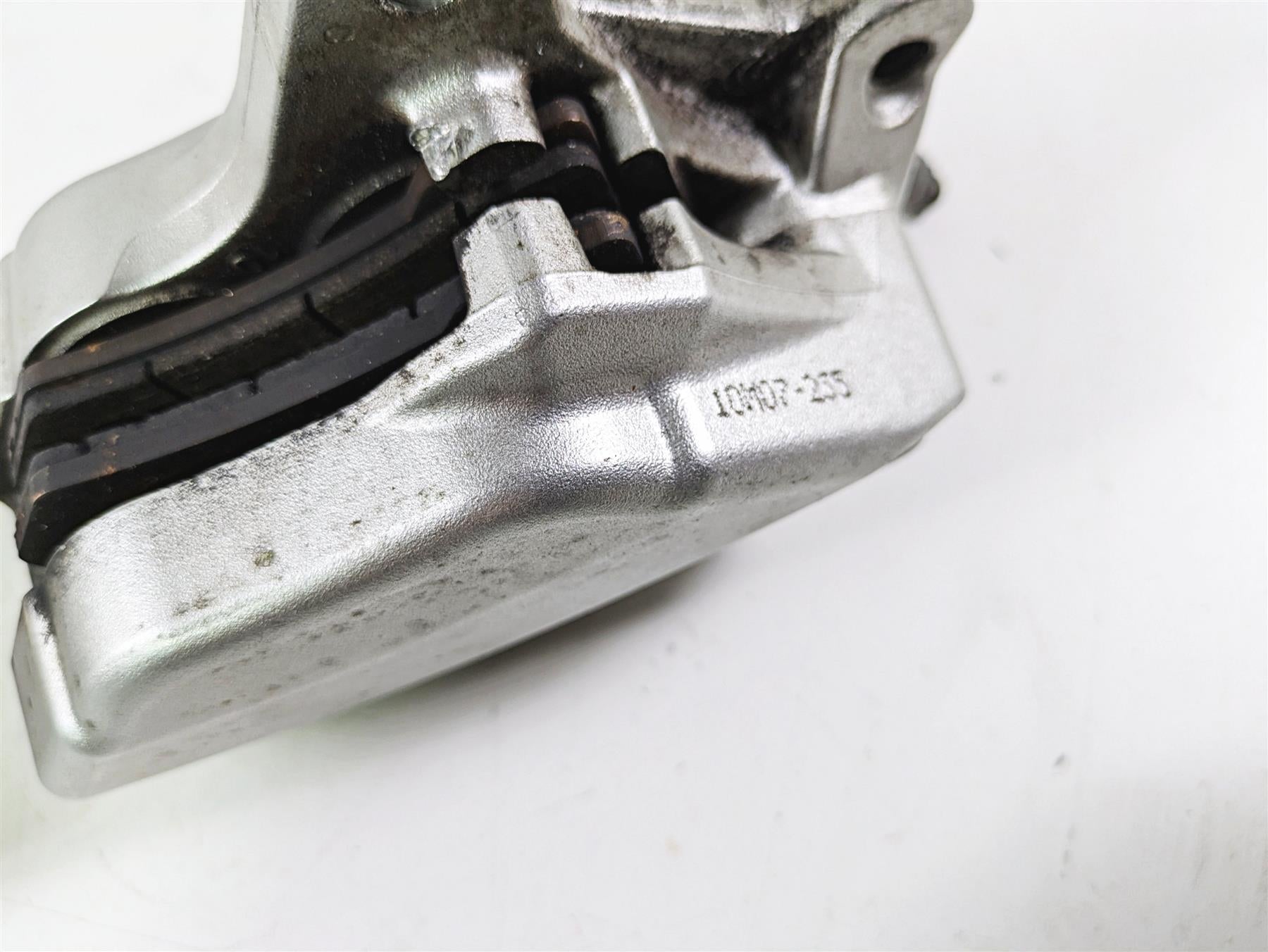 2011 Harley Touring FLHTCUSE CVO E-Glide Front Brake Calipers 42938-08 42939-08 {{ shop.shopifyCountryName }} - Mototech271