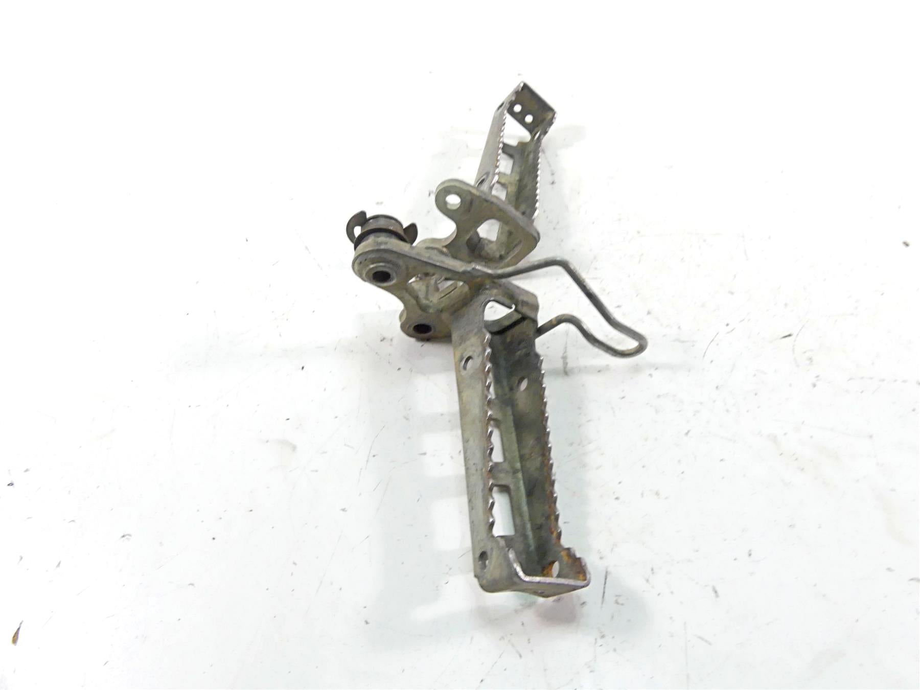 2017 Yamaha YFM Raptor 700R SE Foot Peg Rest Set 1PE-F7411-00-00 1PE-F7421-00-00 {{ shop.shopifyCountryName }} - Mototech271