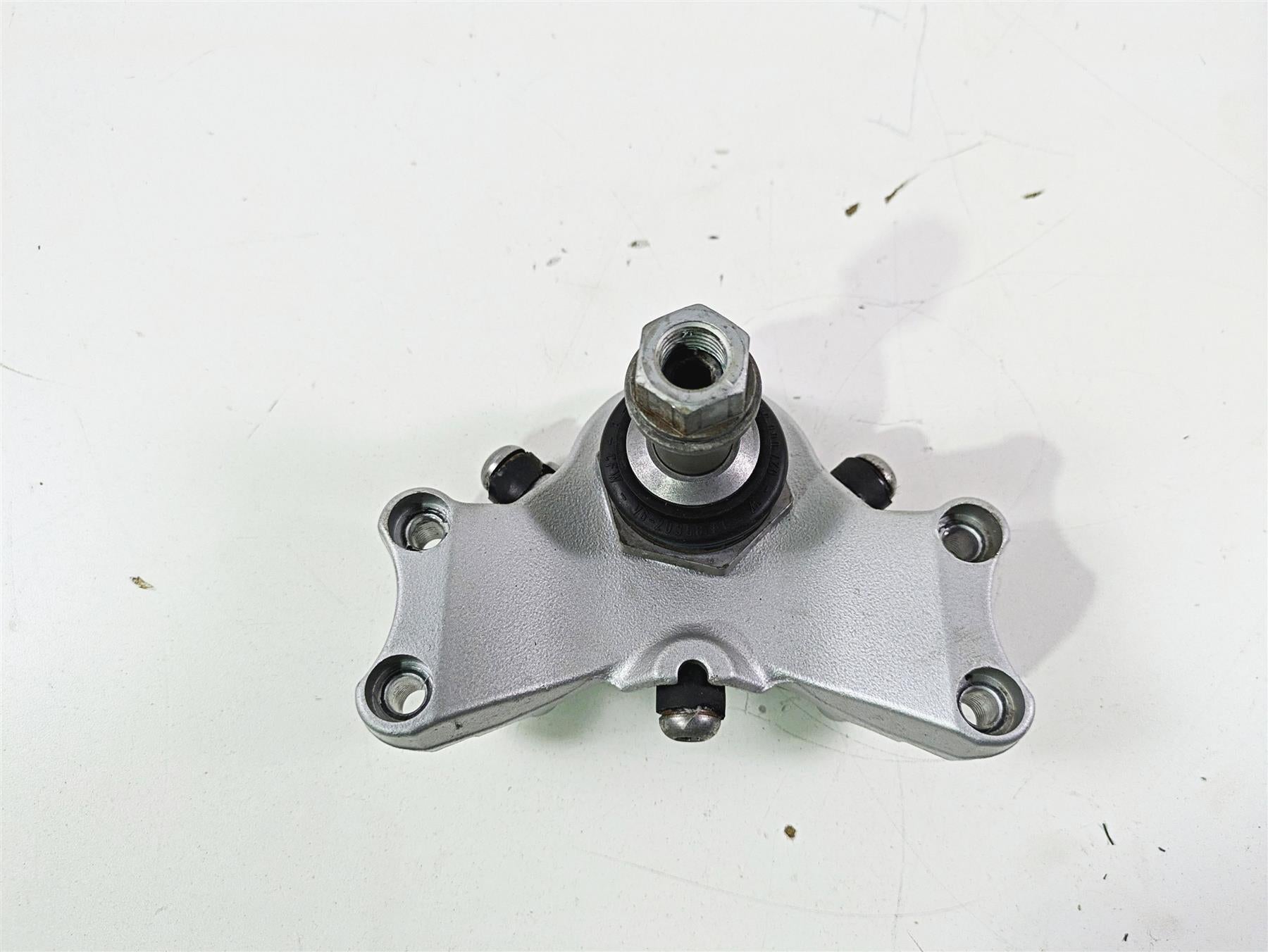 2009 BMW R1200RT K26 Lower Triple Tree & Ball Joint 31427652644 31427707541 {{ shop.shopifyCountryName }} - Mototech271