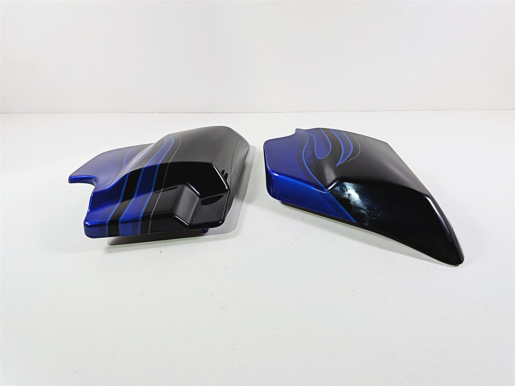 2011 Harley Touring FLHTCU CVO Electra Glide Side Cover Fairing Set 66250-09-Mototech271