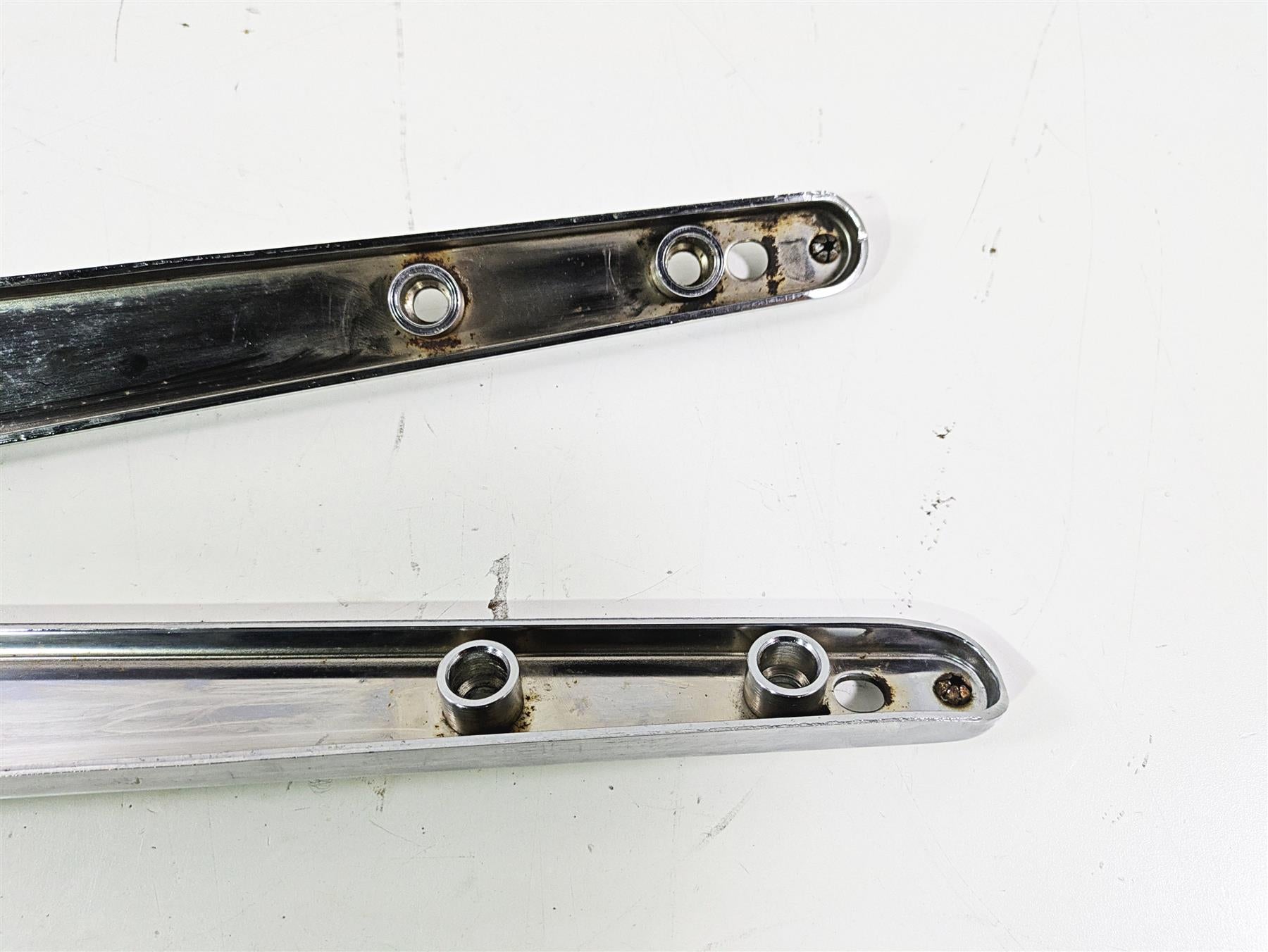 2004 Harley FLSTCI Softail Heritage Rear Fender Chrome Braces 59955-03 59954-03 {{ shop.shopifyCountryName }} - Mototech271