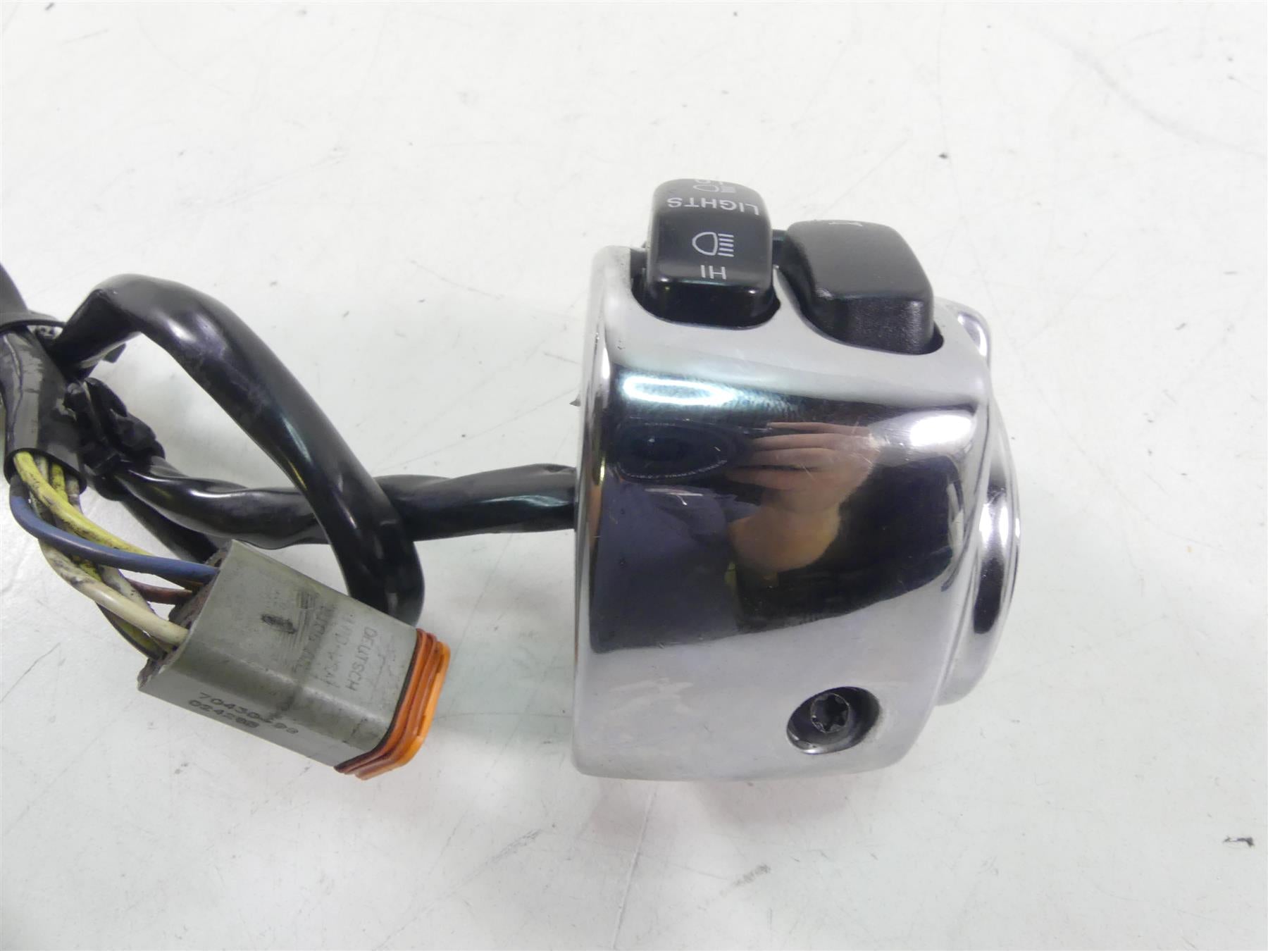 2000 Harley Dyna FXR4 CVO Super Glide Hand Control Switch Grip Set 71682-06 {{ shop.shopifyCountryName }} - Mototech271