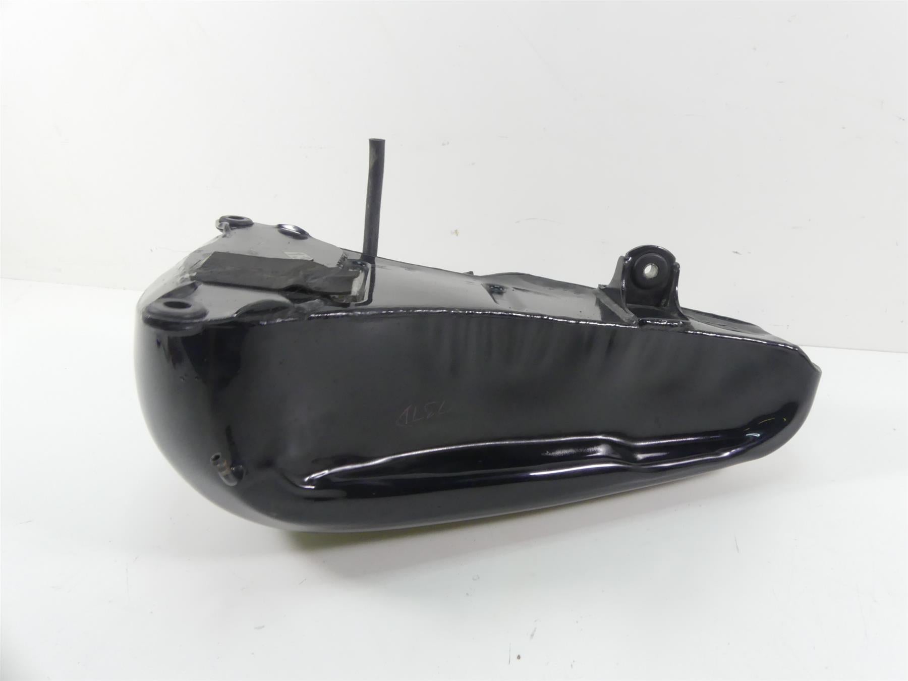 1993 Harley FXSTS Softail Springer Right Side 3.5G Fuel Gas Petrol Tank 61290-97 {{ shop.shopifyCountryName }} - Mototech271