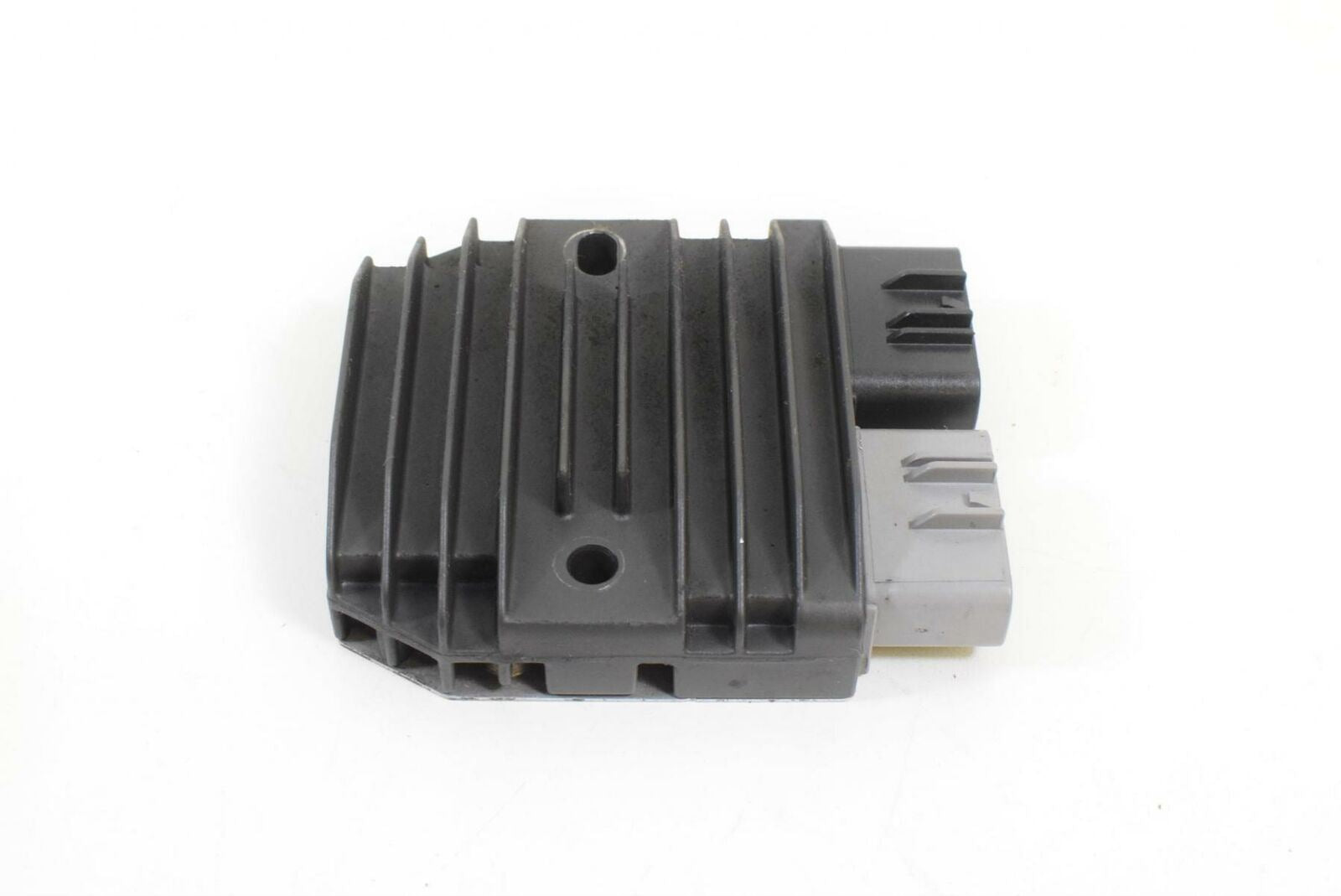 2015 Triumph Rocket III Touring ABS Rectifier Voltage Volts Regulator T1300470 {{ shop.shopifyCountryName }} - Mototech271