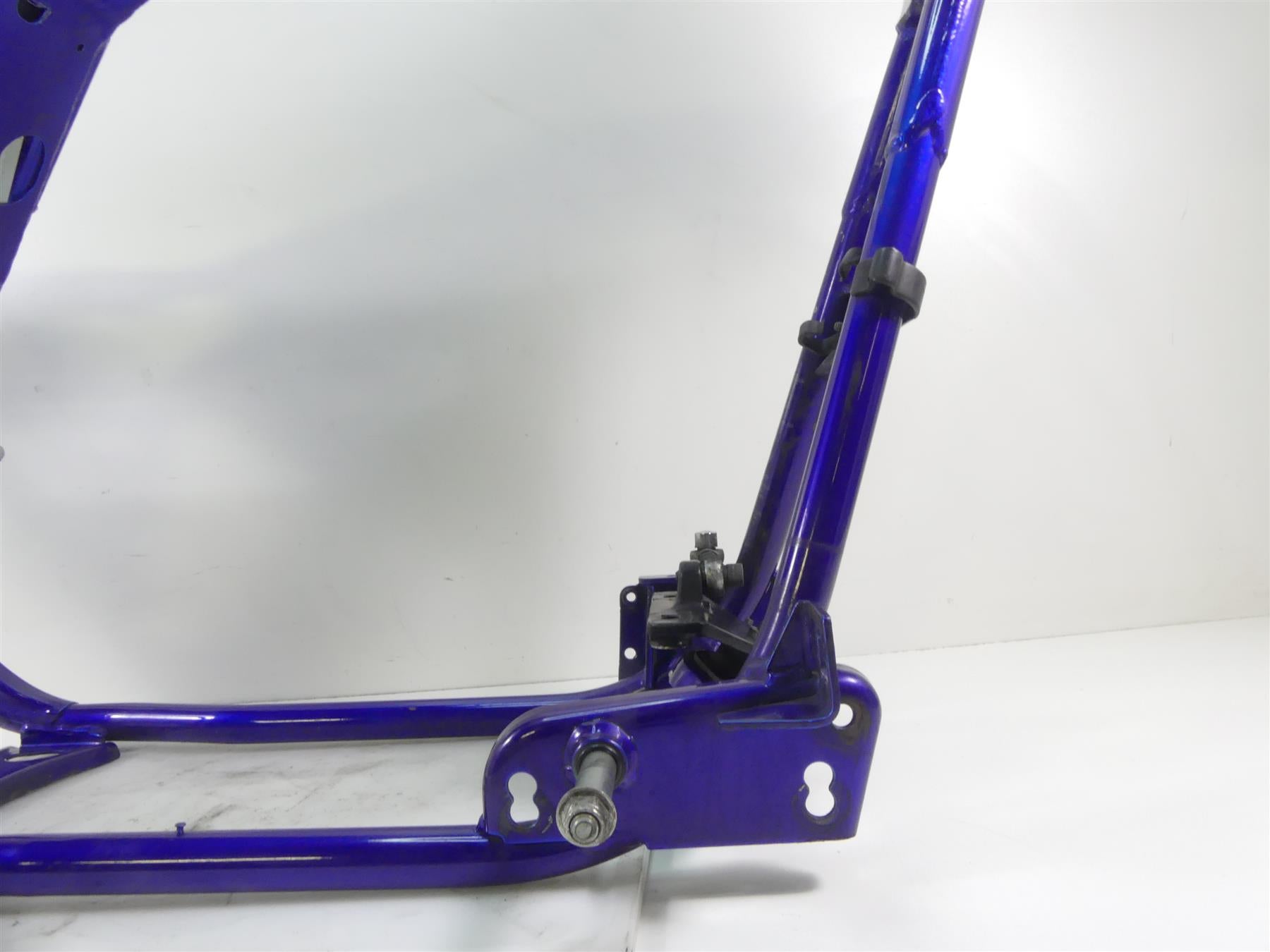 2007 Harley Touring FLHR SE CVO Road King Straight Main Frame - Bos 47900-07 {{ shop.shopifyCountryName }} - Mototech271