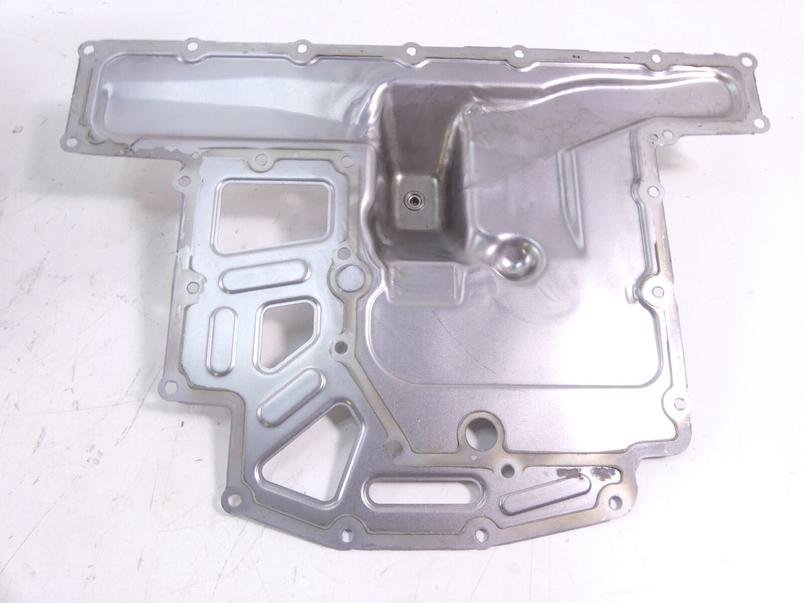 2018 BMW K1600 Bagger Oil Pan Lower Bottom Engine Cover 11137716424 {{ shop.shopifyCountryName }} - Mototech271