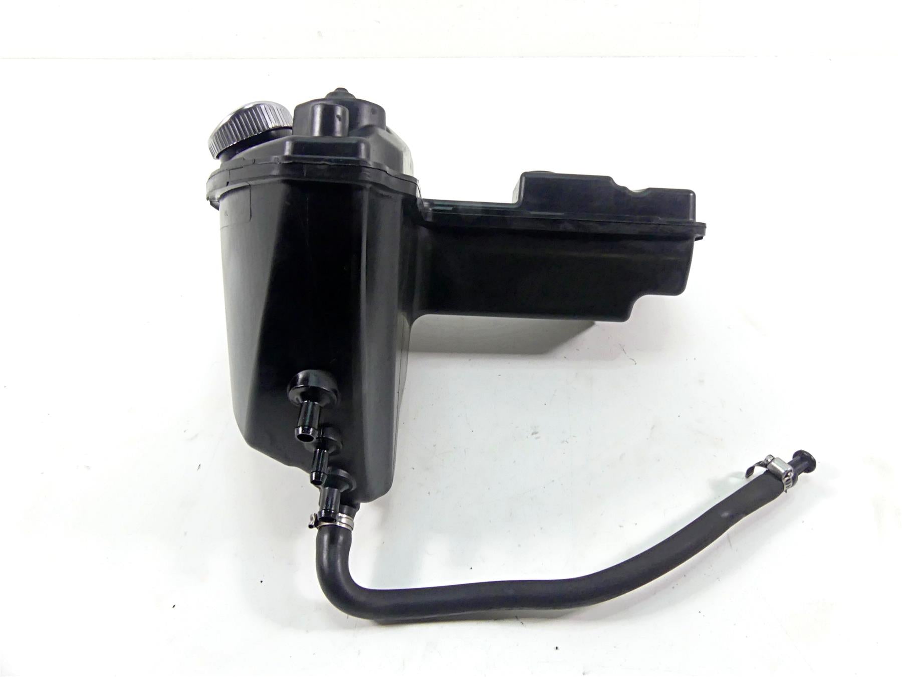 2017 Harley XL1200 CX Sportster Roadster Oil Tank Reservoir & Dip Stick 62500017