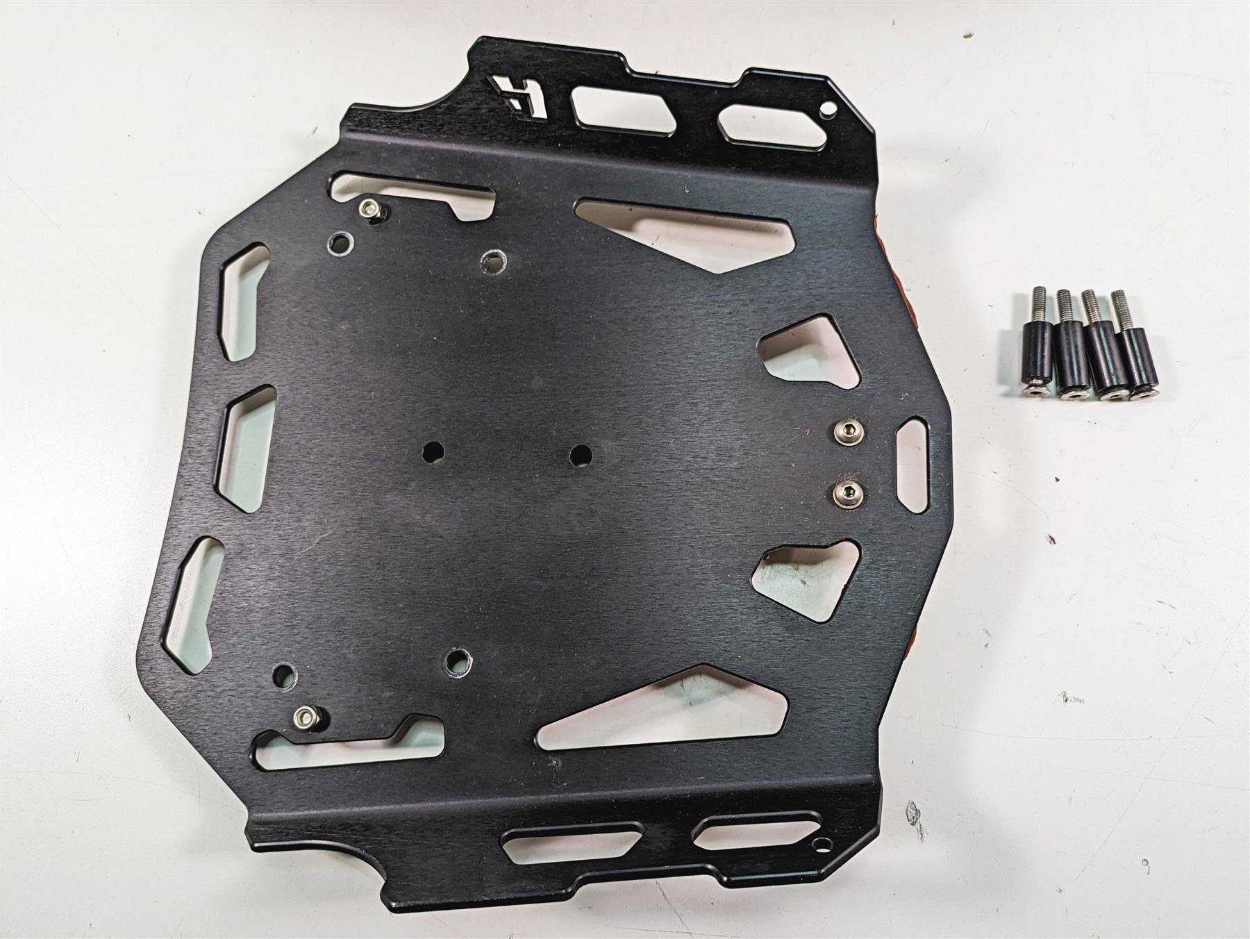 2012 Triumph Tiger 800XC ABS Givi Aluminum Top Case 52L + Bracket - Read TRK52N {{ shop.shopifyCountryName }} - Mototech271