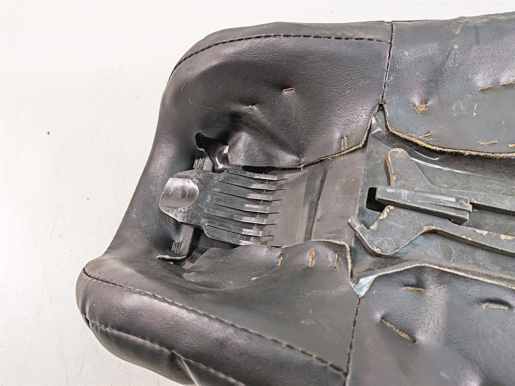 2017 Harley XL883 N Sportster Iron Driver Rider Duo Seat Saddle 52000195 {{ shop.shopifyCountryName }} - Mototech271