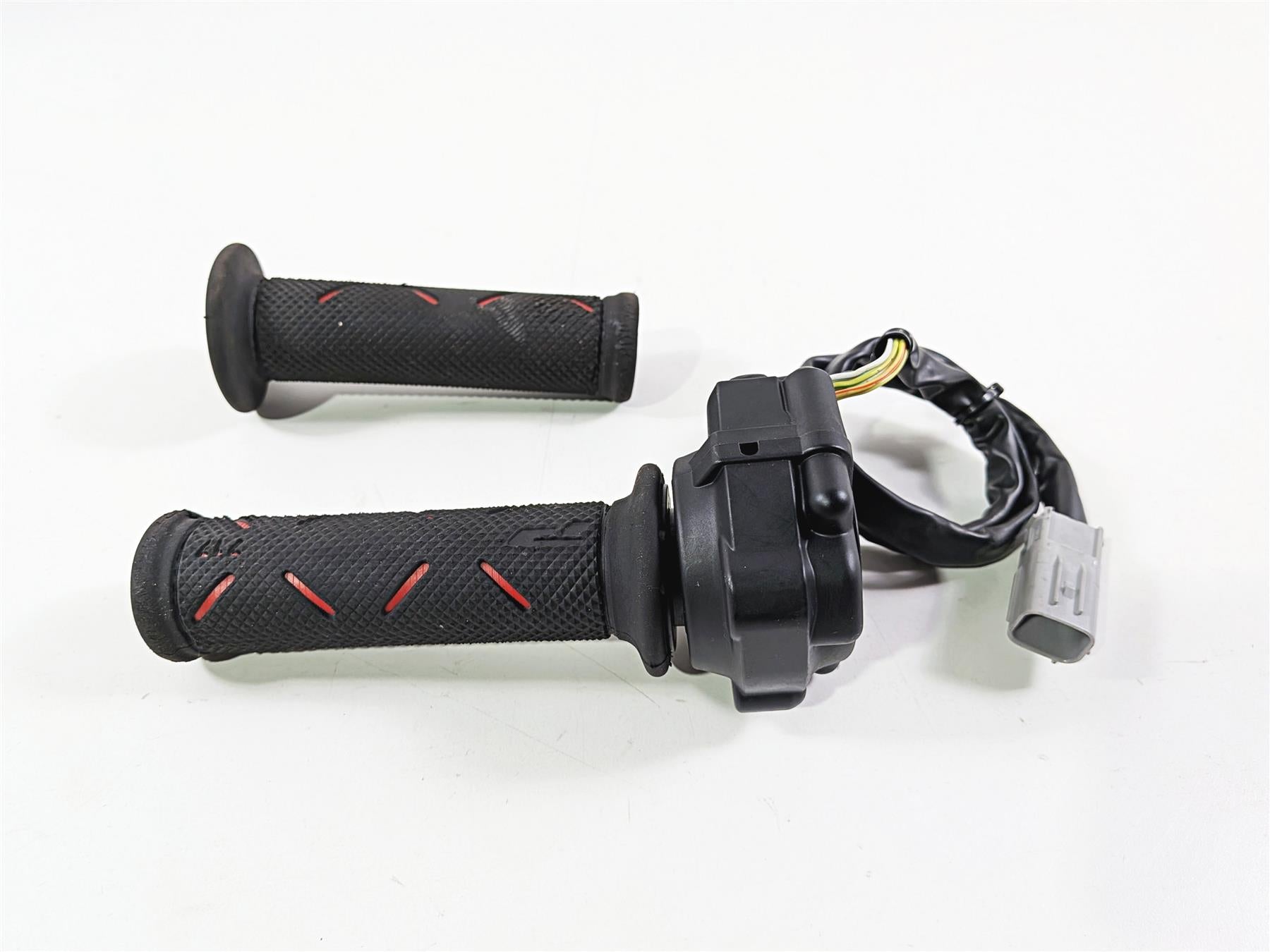 2023 Ducati Streetfighter V4 Ride Fly By Wire Throttle Grip E-Throttle 66020102B-Mototech271