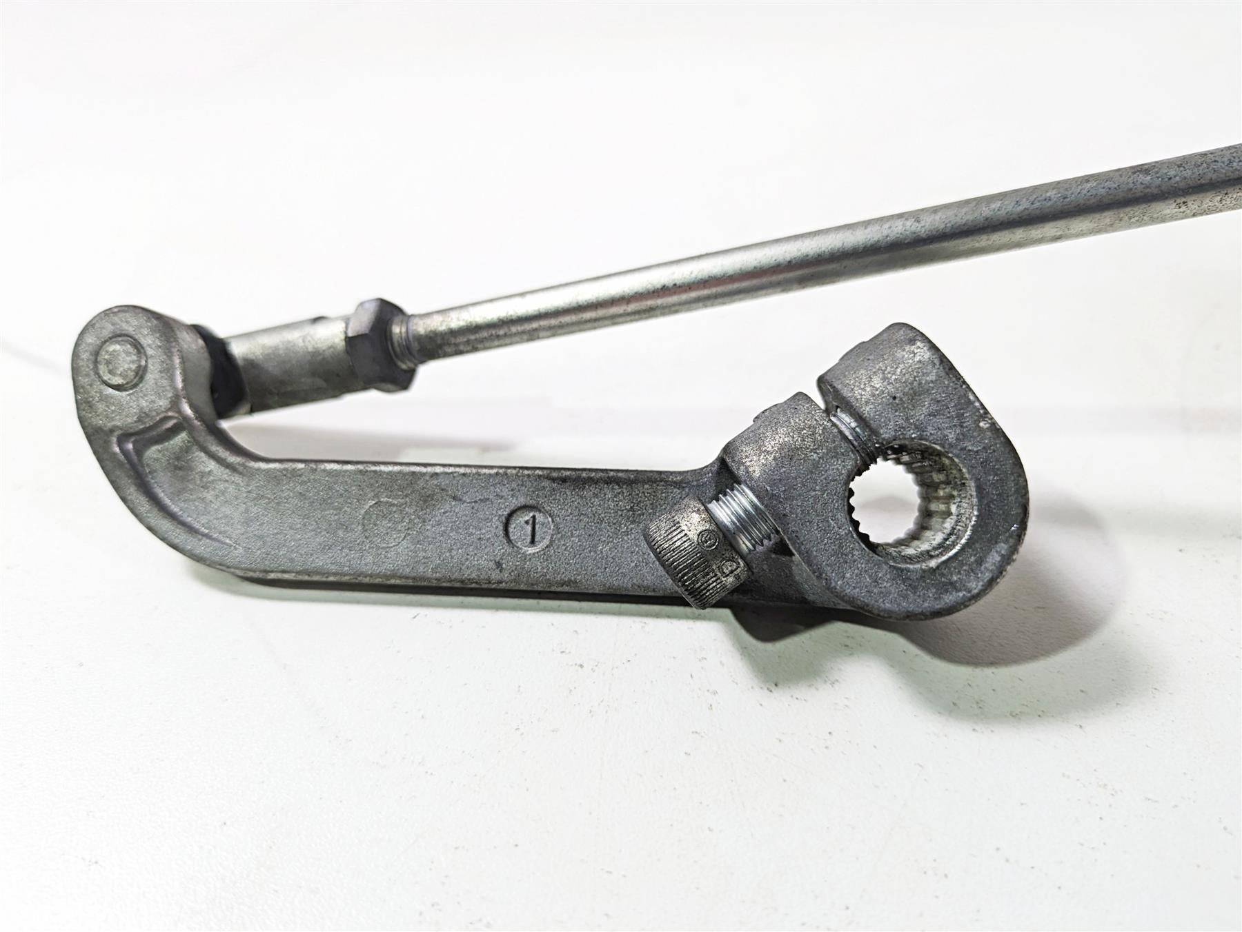 2020 Harley Touring FLHT Electra Glide Left Rider Floor Board & Shifter 50621-06 {{ shop.shopifyCountryName }} - Mototech271