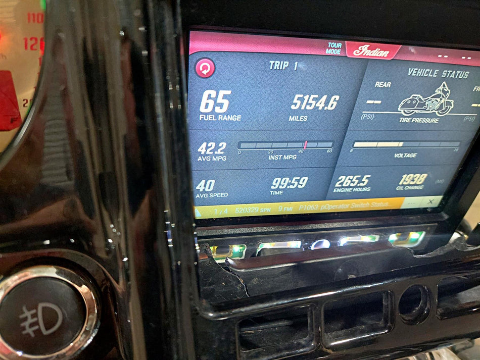 2019 Indian Chieftain Classic 7" Center Media Radio Nav Display - Read 3280788 {{ shop.shopifyCountryName }} - Mototech271