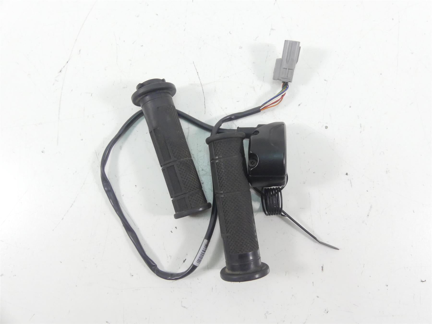 2018 Ducati Hypermotard 939 SP Ride By Wire Throttle Grip Handle 66020033E {{ shop.shopifyCountryName }} - Mototech271